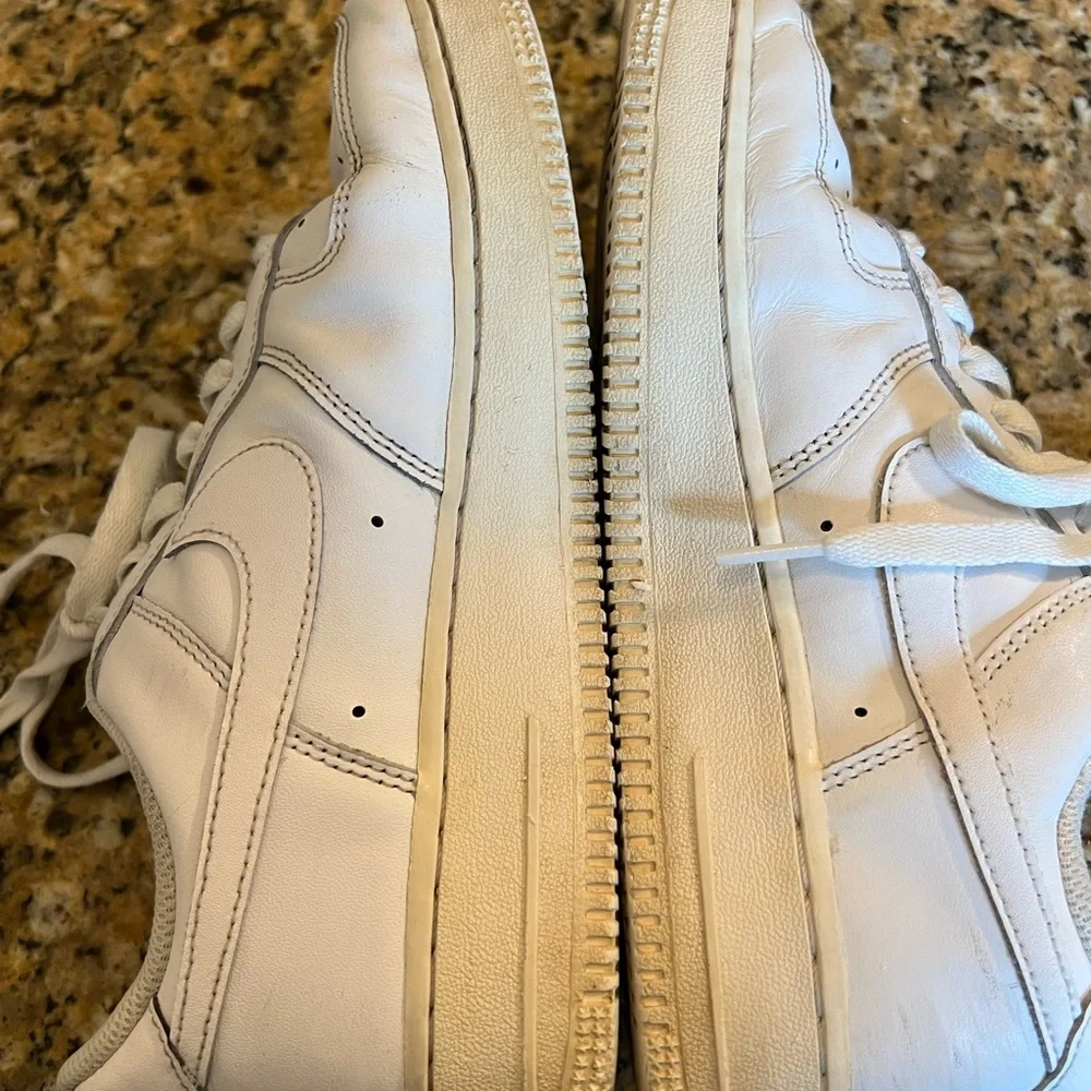 Nike Women’s Air Force 1‎ Sneaker Shoe Low White Size 7.5 DD8959-100